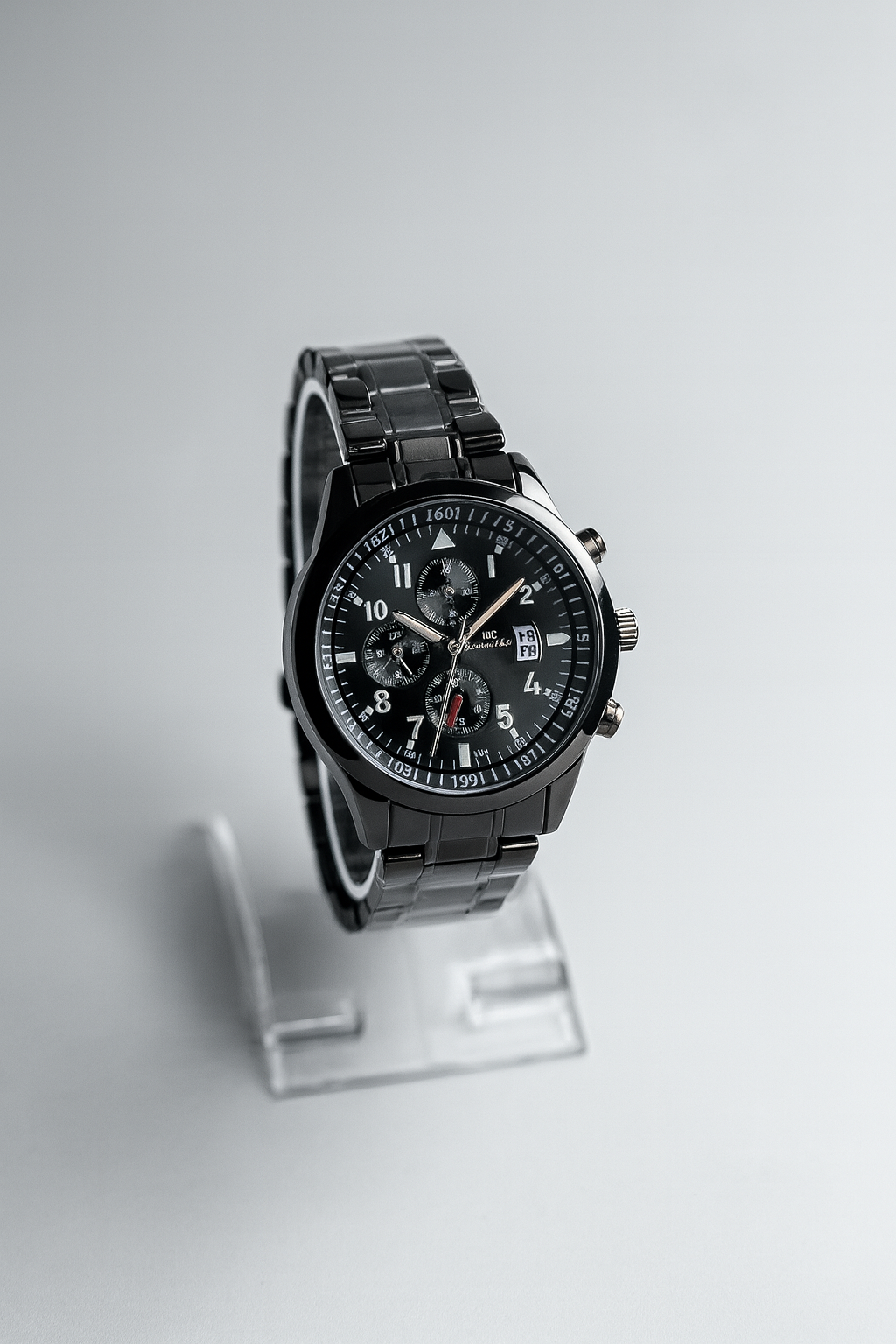 Luxury Two-Tone Stainless Steel Wristwatch –